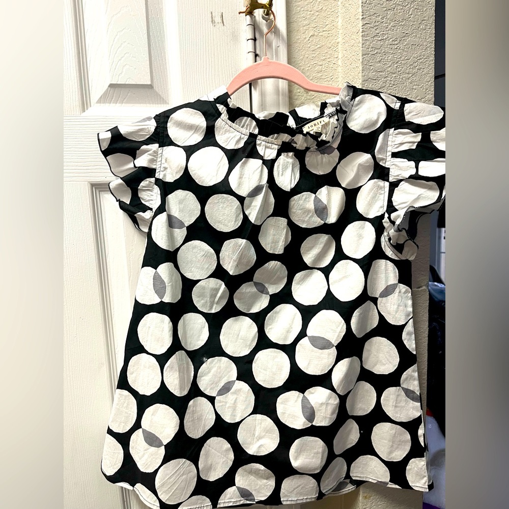 Polka dot blouse NWT SMALL